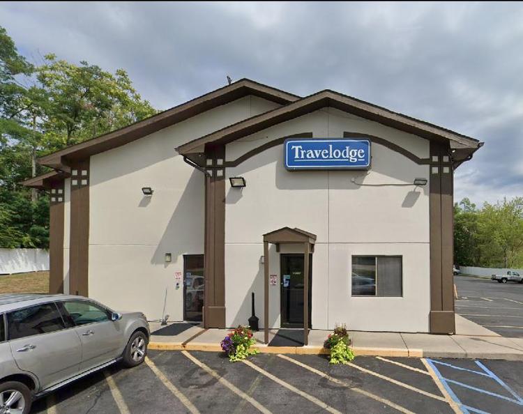 Travelodge by Wyndham Muskegon