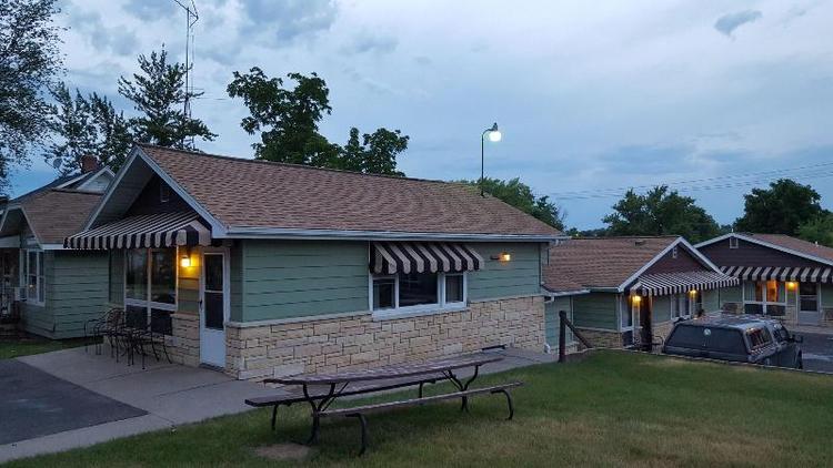 Black Hawk Motel