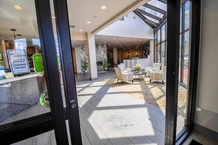 Euro-Suites Hotel
