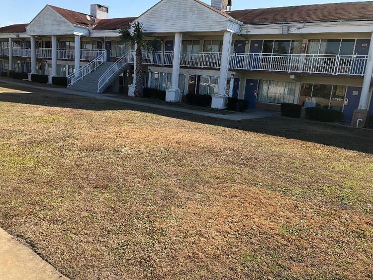Motel 6 Brunswick, GA