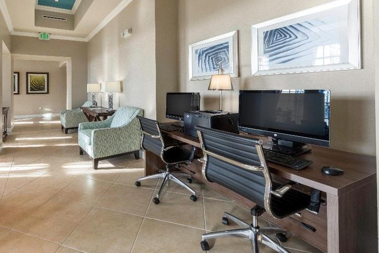 Holiday Inn Club Vacations Sunset Cove Resort