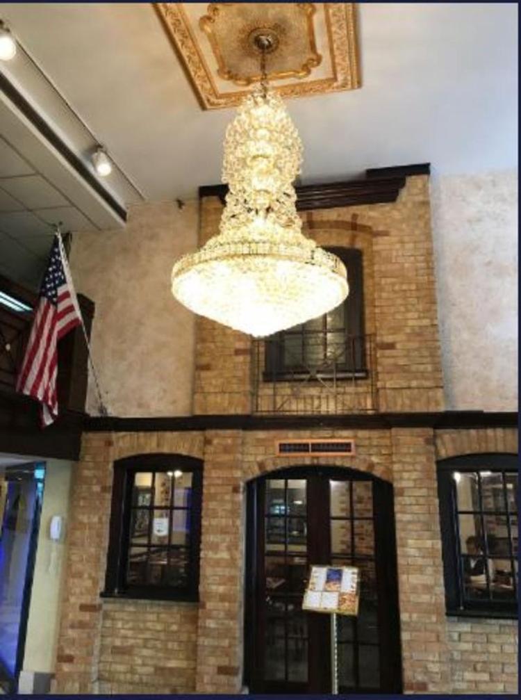 Howard Johnson Hotel by Wyndham Newark Airport
