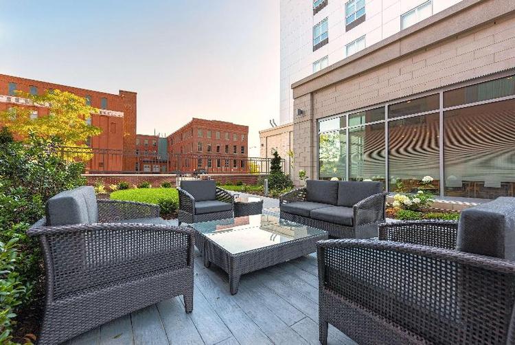 Hampton Inn & Suites Worcester
