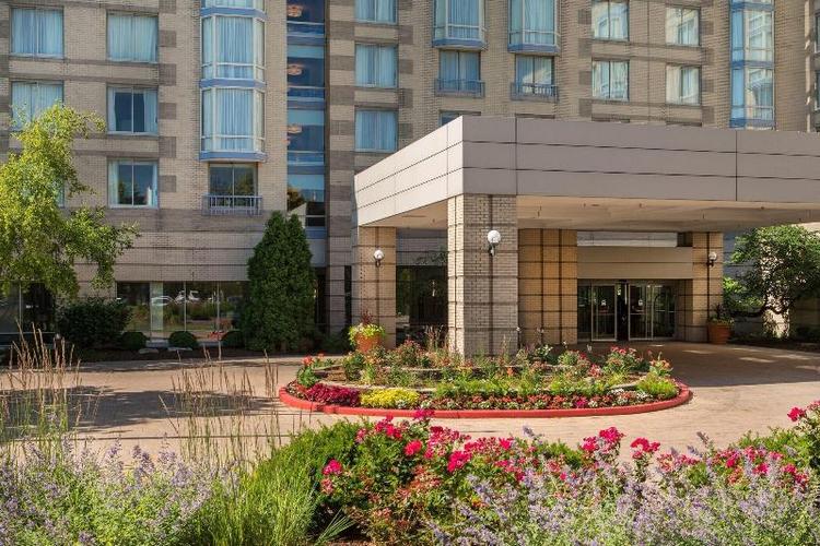 Sheraton Suites Chicago Elk Grove
