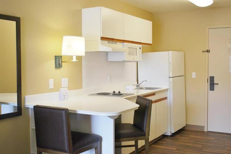 Extended Stay America - Kansas City - Overland Par