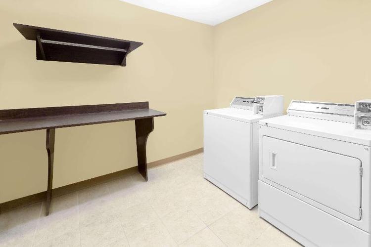 Microtel Inn & Suites By Wyndham Ozark