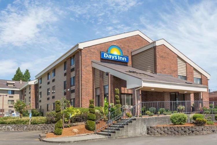Quality Inn & Suites Clackamas