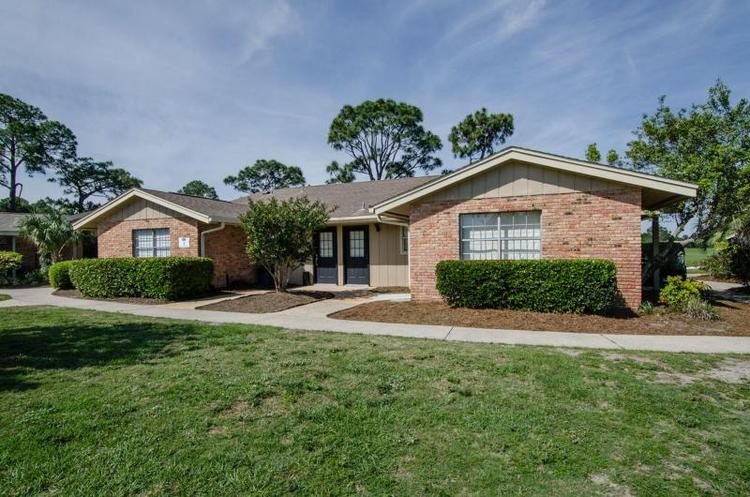 Cottages on the Green