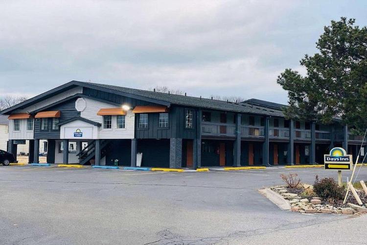 Days Inn by Wyndham Port Huron