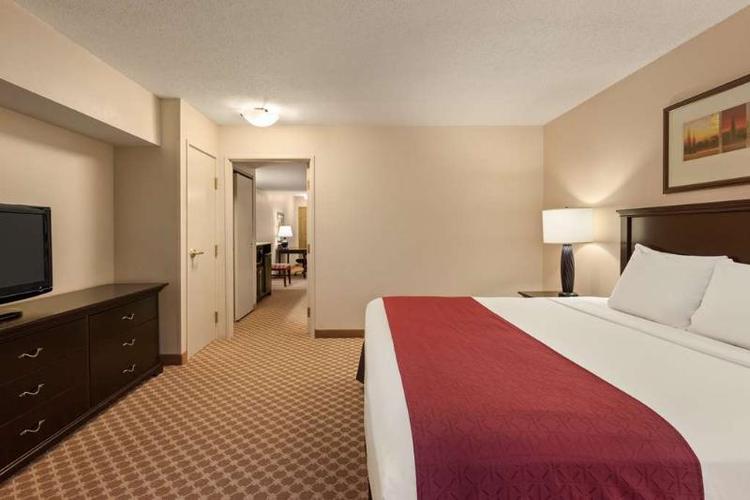 Country Inn & Suites by Radisson, Princeton, WV