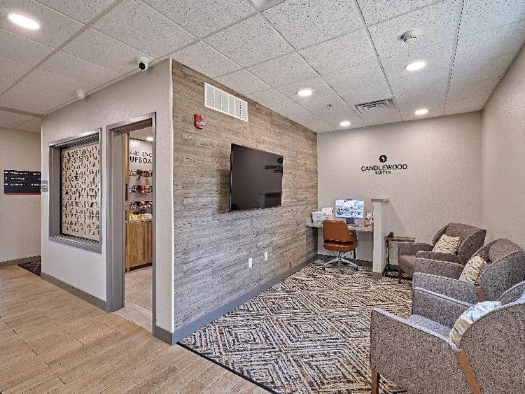 Candlewood Suites Peoria at Grand Prairie