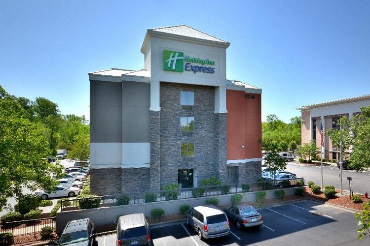 Holiday Inn Express Raleigh - Durham Airport