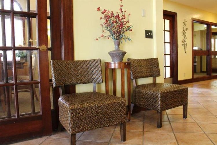 Chase Suite Newark
