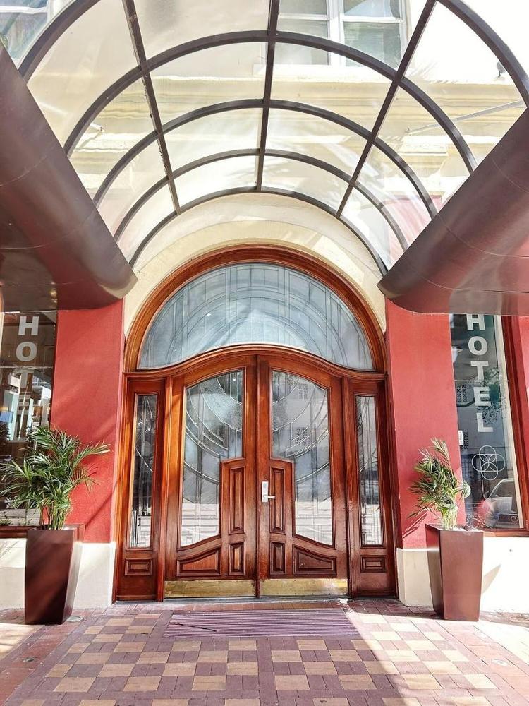 Ponce De Leon Hotel