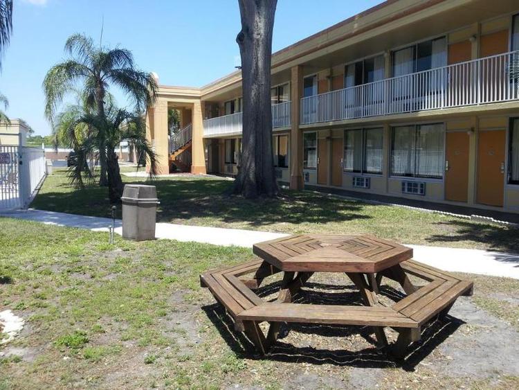 Quality Inn St Petersburg
