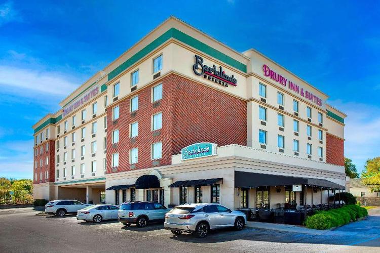 Drury Inn & Suites Near Forest Park