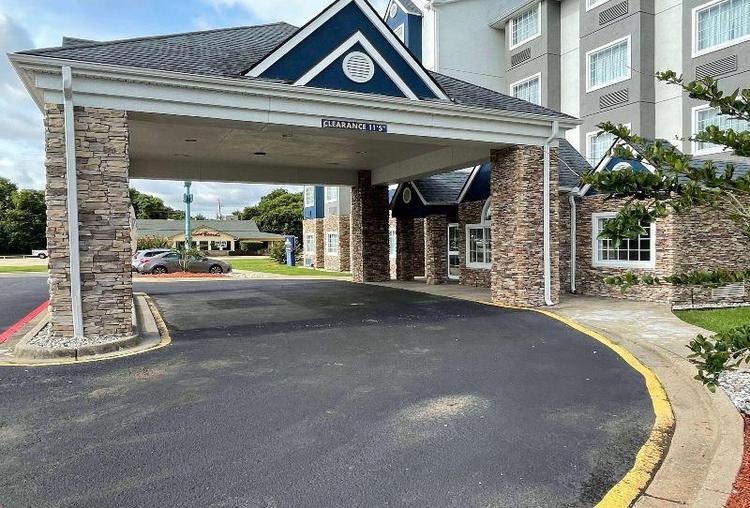 Microtel Inn & Suites By Wyndham Bossier City