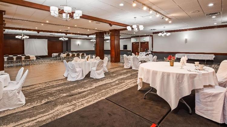 Best Western Plus Clarks Summit Scranton