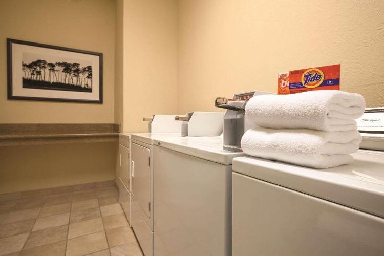 Country Inn & Suites by Radisson, State College (P