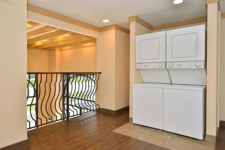 Arbor Suites Medical Mile