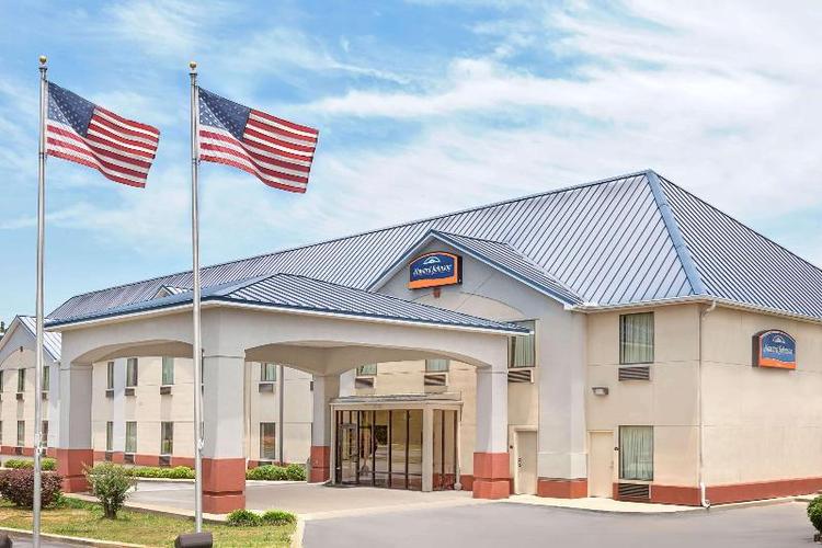 Sleep Inn & Suites Tuscaloosa
