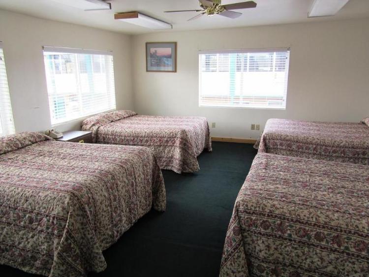 Yellowstone Country Inn