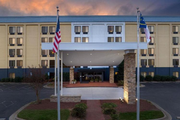Fairfield Inn & Suites Winston-Salem Hanes Mall