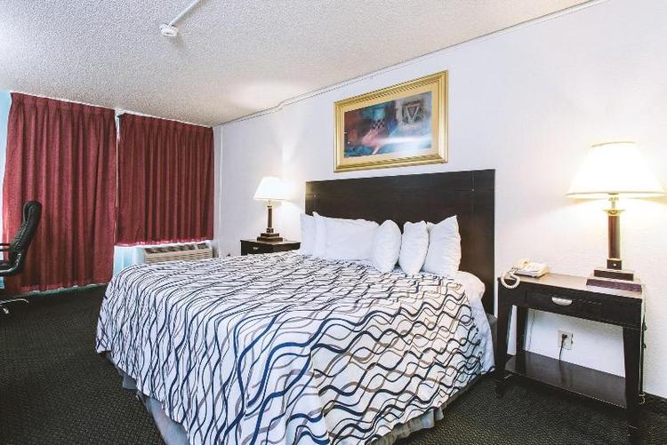Blue Way Inn and Suites Wichita