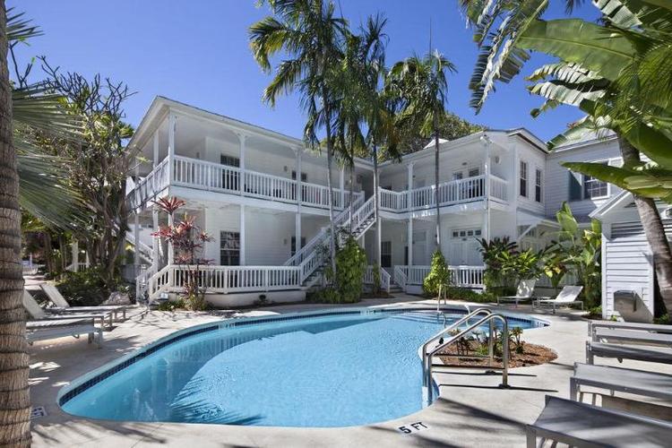 Paradise Inn  Adult Only Hotel