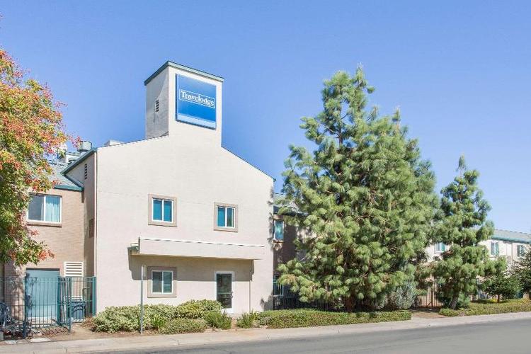 Travelodge by Wyndham Yuba City