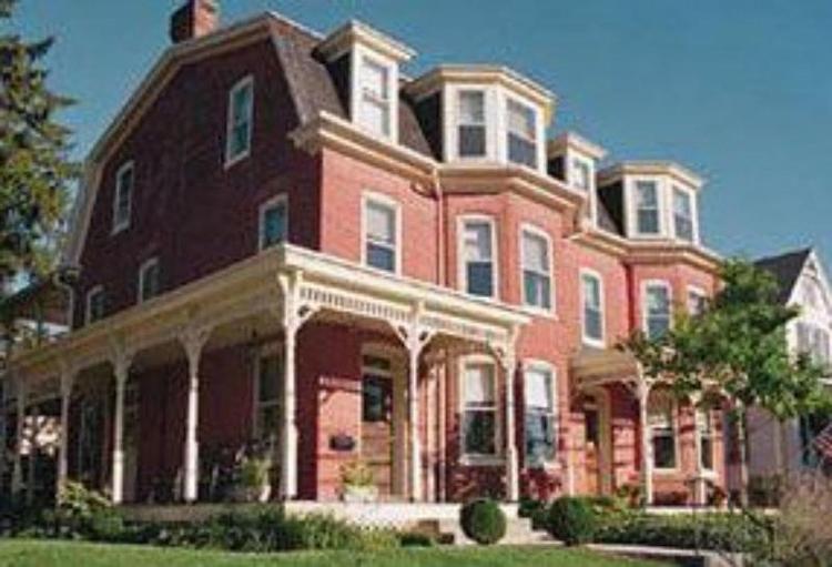 Brickhouse Inn