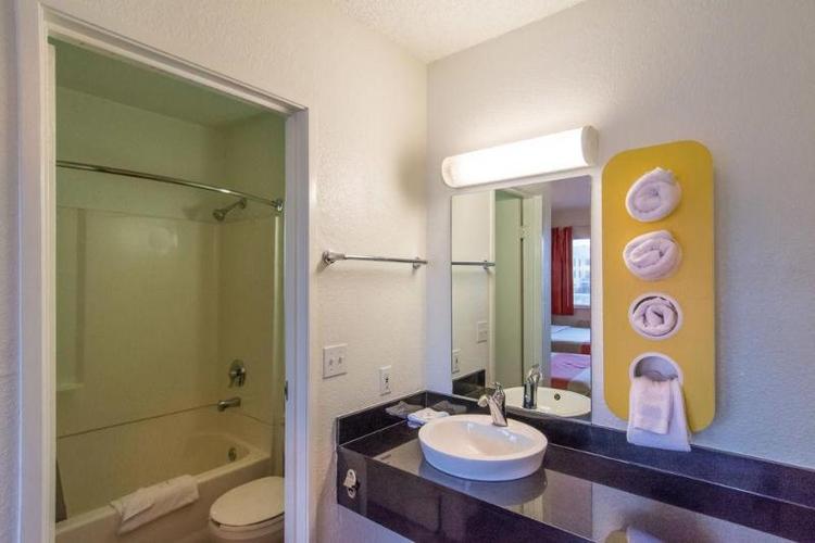 Motel 6 Eureka