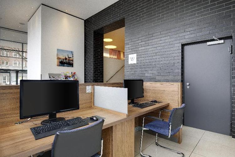 Premier Inn Hamburg City Alster