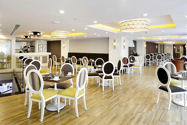 Mia Berre Hotels