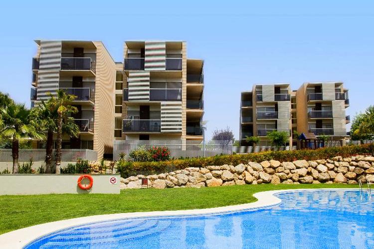 Paradise Village