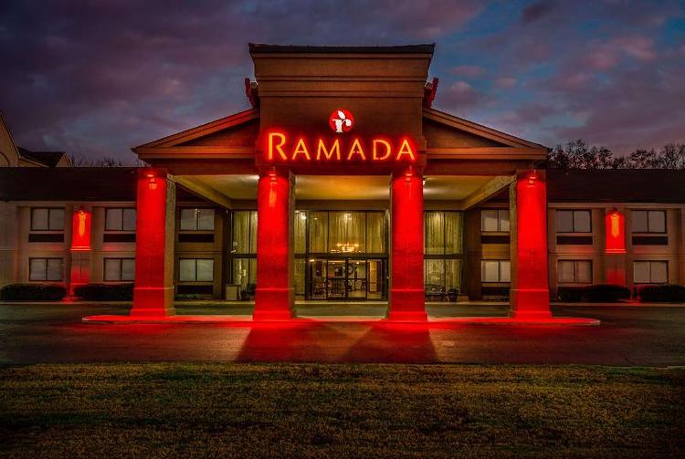 Ramada by Wyndham Tuscaloosa
