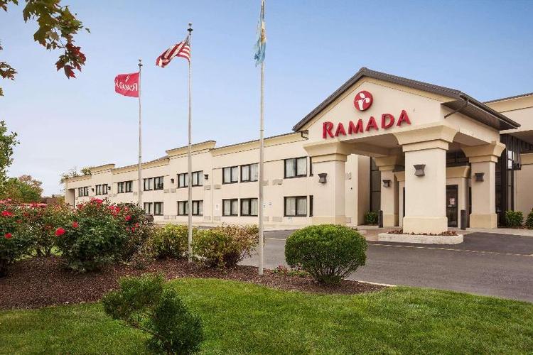 Ramada by Wyndham Newark - Wilmington