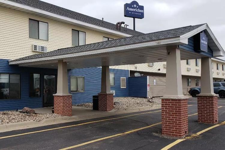 AmericInn by Wyndham Mauston