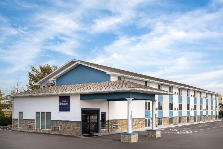 Baymont by Wyndham Liberty MO