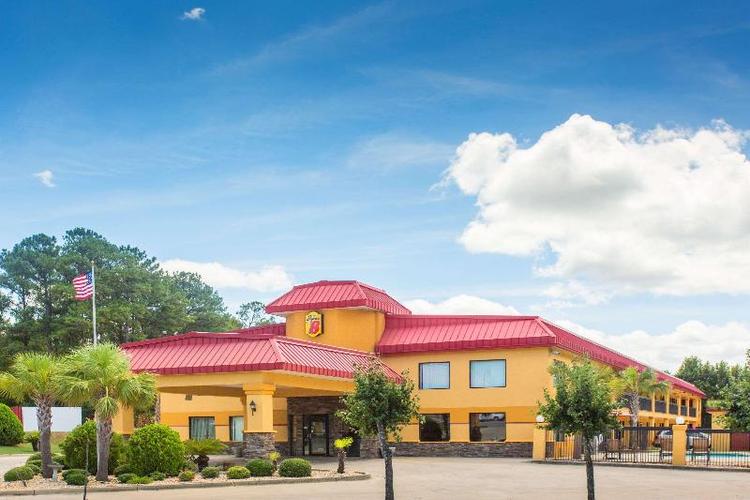 Super 8 by Wyndham Dublin