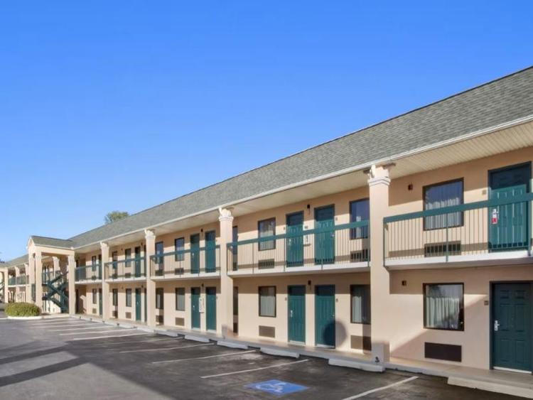 Wingate By Wyndham Columbia / Lexington