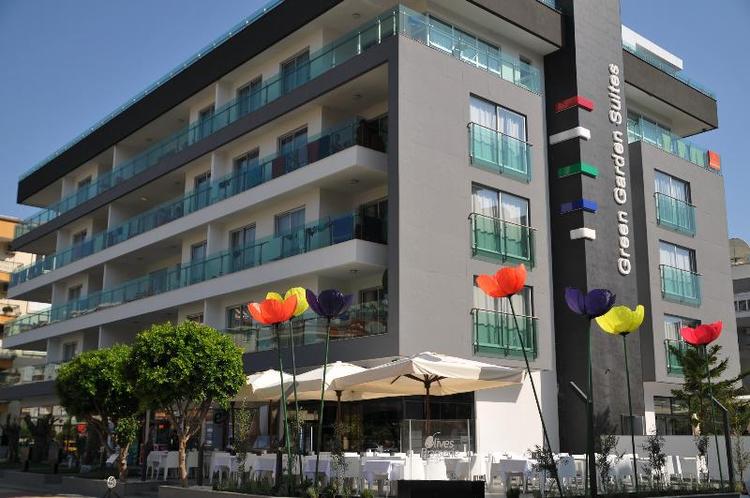 Green Garden Suites & Residence