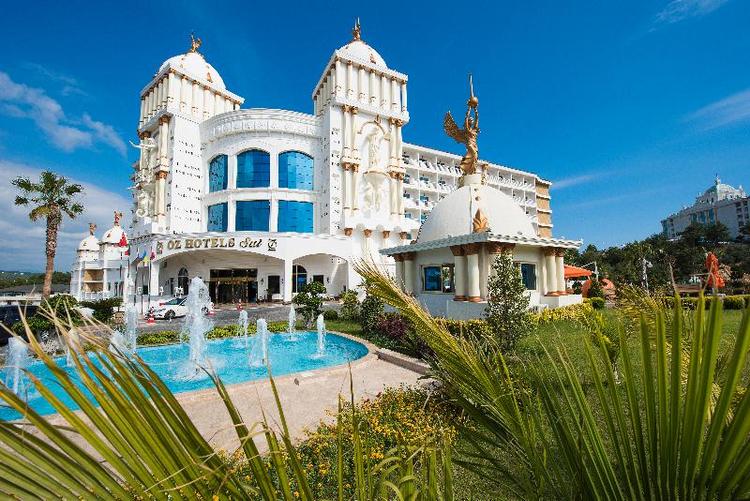 Oz Hotels Sui