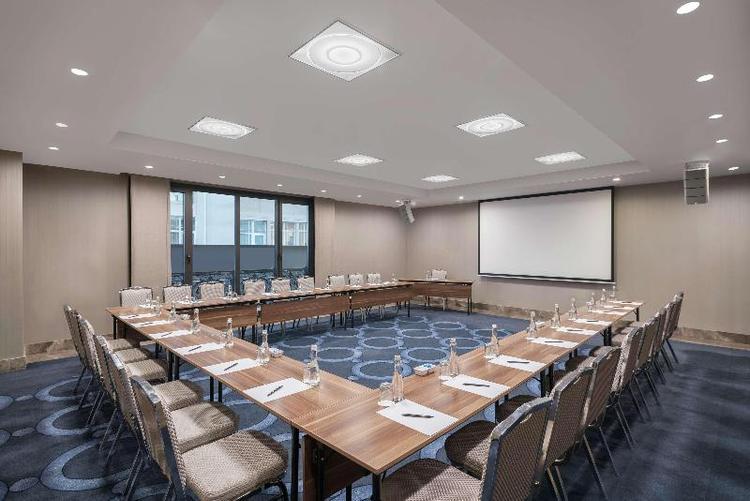 Doubletree By Hilton Istanbul Gayrettepe
