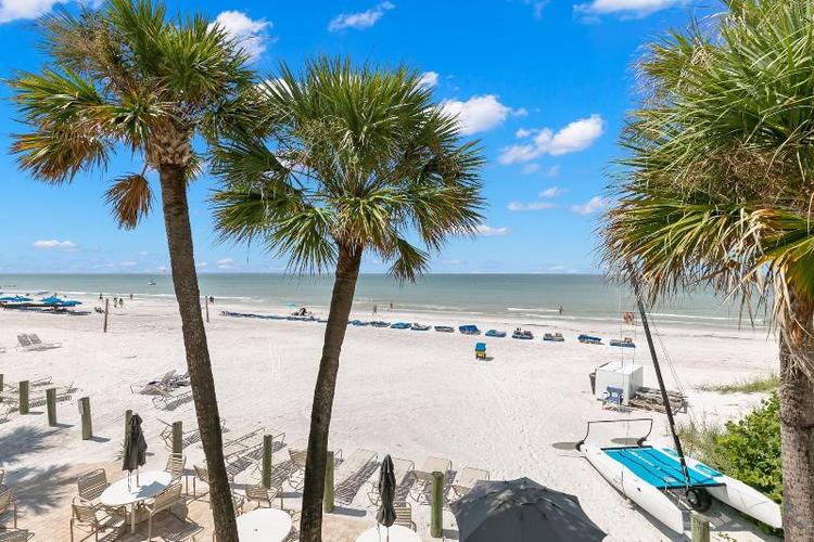 Grand Shores West