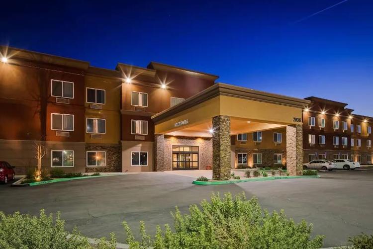 Wyndham Garden Lancaster CA