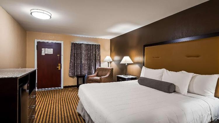 BEST WESTERN PLUS The Four Corners Inn