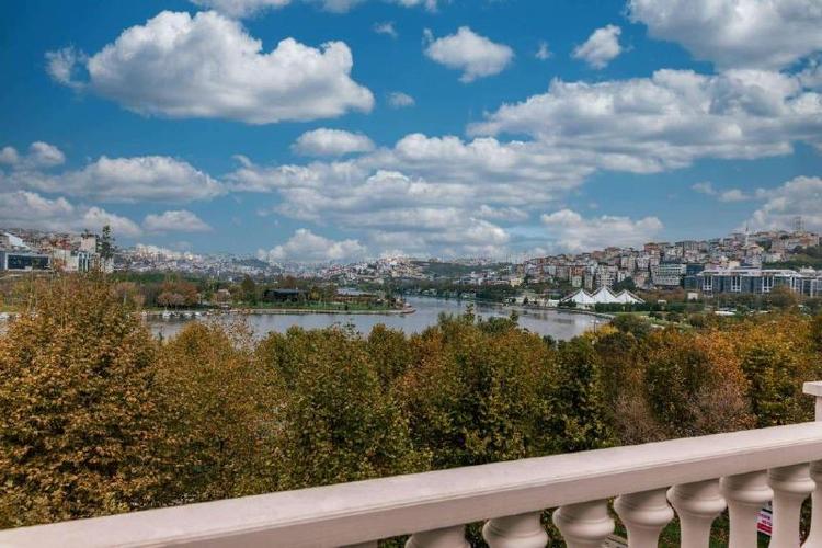 Ramada By Wyndham Istanbul Golden Horn