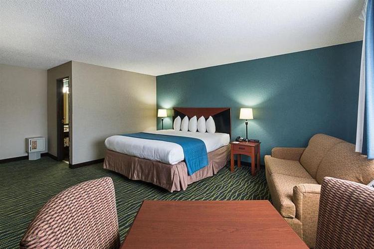 Quality Inn Leesburg Chain of Lakes