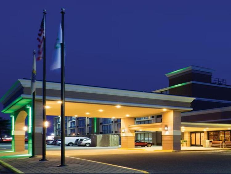 Days Hotel by Wyndham Toms River Jersey Shore
